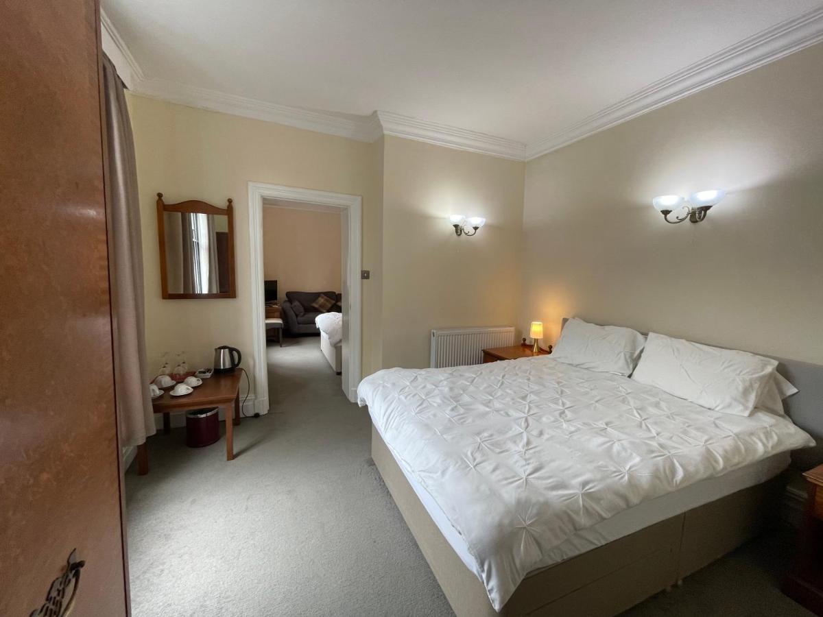 Milverton Hotel By Bevolve - Free Parking Manchester Szoba fotó